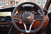 USED 2019 ALFA ROMEO GIULIA 2.1 TD SUPER 4d 178 BHP ADAPTIVE CRUISE / POWER SEATS