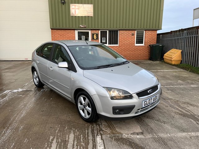 2007 07 Ford Focus 1.6L ZETEC CLIMATE 5d 115 BHP
