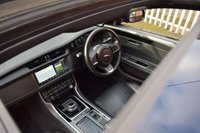 USED 2017 17 JAGUAR XF 3.0 V6 S 4d 296 BHP PAN ROOF / MERIDIAN / MEMORY
