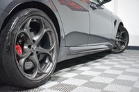USED 2021 71 ALFA ROMEO GIULIA 2.9 V6 BITURBO QUADRIFOGLIO 4d 503 BHP CARBON CERAMICS & BUCKET SEATS