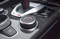 USED 2021 71 ALFA ROMEO GIULIA 2.9 V6 BITURBO QUADRIFOGLIO 4d 503 BHP CARBON CERAMICS & BUCKET SEATS
