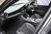 USED 2021 71 ALFA ROMEO GIULIA 2.9 V6 BITURBO QUADRIFOGLIO 4d 503 BHP CARBON CERAMICS & BUCKET SEATS