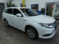 USED 2020 20 MITSUBISHI OUTLANDER 2.4 PHEV DYNAMIC 5d 222 BHP 4WD APP SAT NAV LEATHER REAR VIEW CAMERA 1 OWNER SERVICE HISTORY MITSUBISHI WARRANTY TILL MARCH 2025