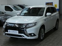 USED 2020 20 MITSUBISHI OUTLANDER 2.4 PHEV DYNAMIC 5d 222 BHP 4WD APP SAT NAV LEATHER REAR VIEW CAMERA 1 OWNER SERVICE HISTORY MITSUBISHI WARRANTY TILL MARCH 2025