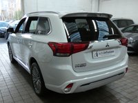 USED 2020 20 MITSUBISHI OUTLANDER 2.4 PHEV DYNAMIC 5d 222 BHP 4WD APP SAT NAV LEATHER REAR VIEW CAMERA 1 OWNER SERVICE HISTORY MITSUBISHI WARRANTY TILL MARCH 2025