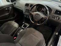 USED 2016 16 VOLKSWAGEN POLO 1.2 SE TSI 5d 89 BHP BLUETOOTH HANDSFREE - AUX INPUT - AIR CONDITIONING - MULTIFUNCTION STEERING WHEEL - ALLOY WHEELS - REMOTE CENTRAL LOCKING