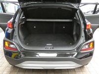USED 2020 20 HYUNDAI KONA 1.6 GDI PREMIUM SE 5d 140 BHP SAT NAV LEATHER PARKING SENSORS 1 OWNER SERVICE HISTORY HYUNDAI WARRANTY TILL AUG 2025