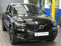 USED 2020 70 VOLVO XC40 2.0 B4 R-DESIGN AWD MHEV 5d 195 BHP STUNNING EXAMPLE SAT NAV PART LEATHER ELECTRIC MEMORY SEATS REAR VIEW CAMERA PARKING SENSORS 1 OWNER SERVICE HISTORY