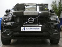 USED 2020 70 VOLVO XC40 2.0 B4 R-DESIGN AWD MHEV 5d 195 BHP STUNNING EXAMPLE SAT NAV PART LEATHER ELECTRIC MEMORY SEATS REAR VIEW CAMERA PARKING SENSORS 1 OWNER SERVICE HISTORY