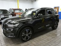 USED 2020 70 VOLVO XC40 2.0 B4 R-DESIGN AWD MHEV 5d 195 BHP STUNNING EXAMPLE SAT NAV PART LEATHER ELECTRIC MEMORY SEATS REAR VIEW CAMERA PARKING SENSORS 1 OWNER SERVICE HISTORY