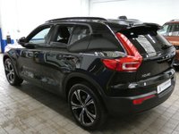 USED 2020 70 VOLVO XC40 2.0 B4 R-DESIGN AWD MHEV 5d 195 BHP STUNNING EXAMPLE SAT NAV PART LEATHER ELECTRIC MEMORY SEATS REAR VIEW CAMERA PARKING SENSORS 1 OWNER SERVICE HISTORY