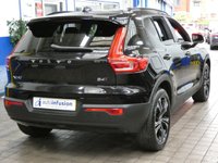 USED 2020 70 VOLVO XC40 2.0 B4 R-DESIGN AWD MHEV 5d 195 BHP STUNNING EXAMPLE SAT NAV PART LEATHER ELECTRIC MEMORY SEATS REAR VIEW CAMERA PARKING SENSORS 1 OWNER SERVICE HISTORY
