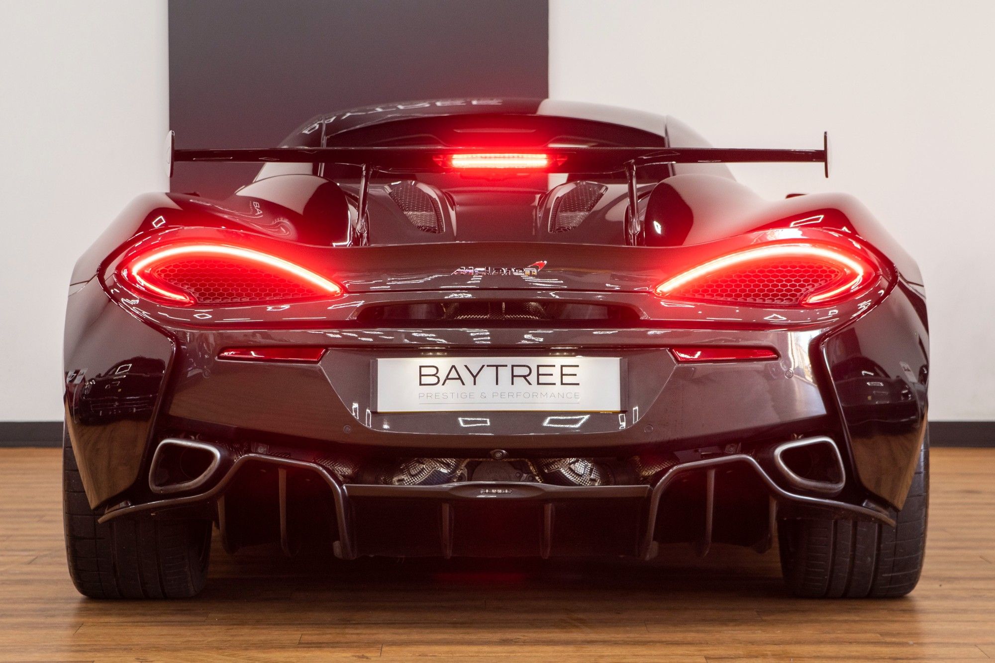 USED 2017 17 MCLAREN 570S 3.8 V8 SSG 