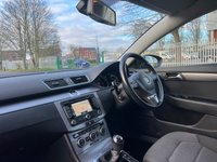 USED 2013 13 VOLKSWAGEN PASSAT 2.0 HIGHLINE TDI BLUEMOTION TECHNOLOGY 5d 139 BHP 