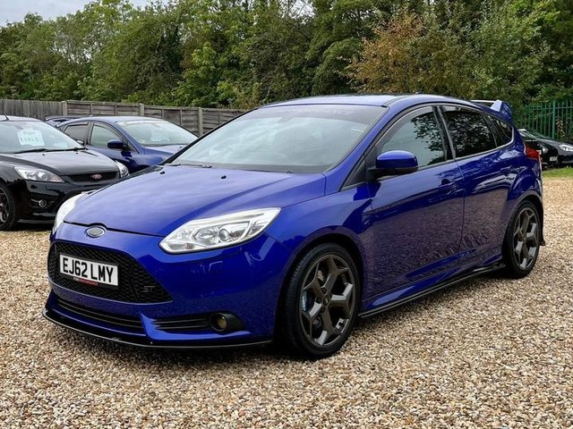 2012 62 Ford Focus 2.0 ST-3 5d 247 BHP