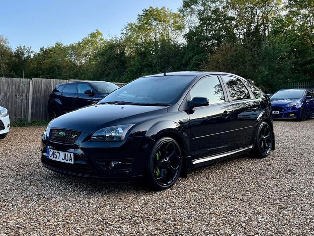 2007 57 Ford Focus 2.5 ST-3 5d 225 BHP