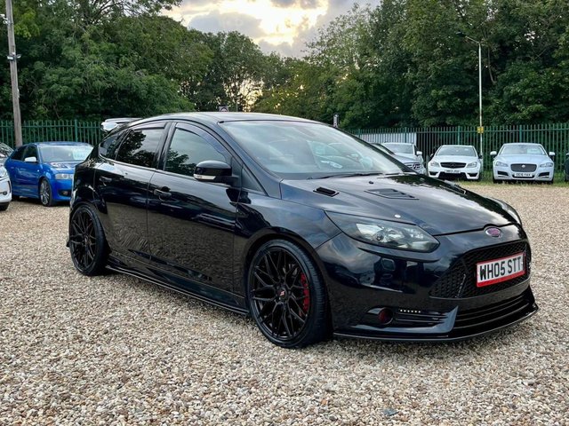 2014 05 Ford Focus 2.0 ST-3 5d 247 BHP