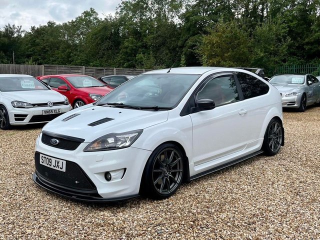 2009 09 Ford Focus 2.5 ST-2 3d 223 BHP