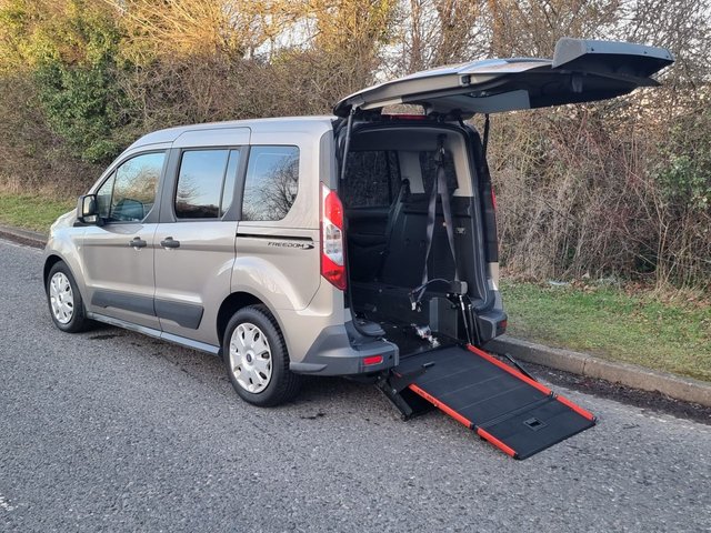used ford tourneo connect automatic