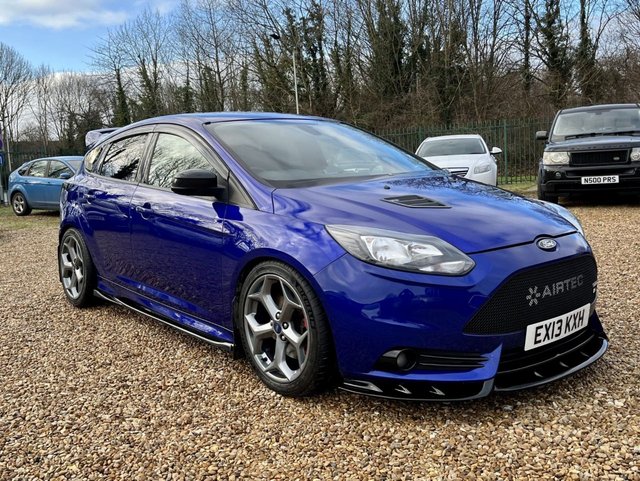 2013 13 Ford Focus 2.0 ST-2 5d 247 BHP