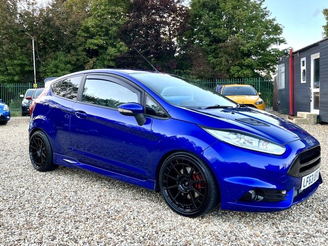 2013 63 Ford Fiesta 1.6 ST-2 3d 180 BHP