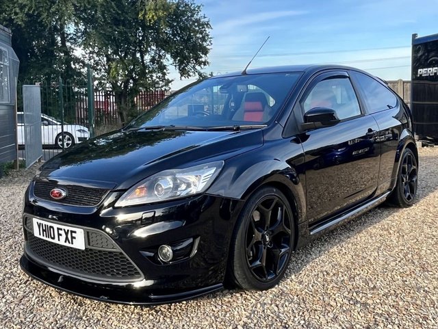 2010 10 Ford Focus 2.5 ST-2 3d 223 BHP