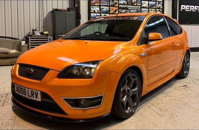 2007 56 Ford Focus 2.5 ST 3d 225 BHP
