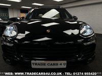 USED 2017 A PORSCHE CAYENNE PORSCHE CAYENNE S 4.2 V8 DIESEL TIPTRONIC S 5d 385 PS ***BIG SPEC*** UK DELIVERY FLAT FEE &pound;175 (SUBJECT TO DEAL) *OVER 100 IMAGES ON OUR WEBSITE*BESPOKE FINANCE ARRANGED*PART EXCHANGE WELCOME*ALL VEHICLES HPI CLEAR