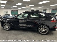 USED 2017 A PORSCHE CAYENNE PORSCHE CAYENNE S 4.2 V8 DIESEL TIPTRONIC S 5d 385 PS ***BIG SPEC*** UK DELIVERY FLAT FEE &pound;175 (SUBJECT TO DEAL) *OVER 100 IMAGES ON OUR WEBSITE*BESPOKE FINANCE ARRANGED*PART EXCHANGE WELCOME*ALL VEHICLES HPI CLEAR