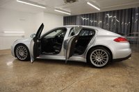 USED 2014 14 PORSCHE PANAMERA 3.0 D V6 TIPTRONIC 5d 250 BHP WOW WHAT A FANTASTIC HIGH END LUXURY CAR WITH LOADS OF EXTRAS AND MAIN DEALER SERVICE HISTORY