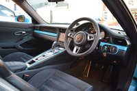 USED 2018 18 PORSCHE 911 3.0 CARRERA GTS PDK 2d 450 BHP LOW MILES / PAN ROOF / PDCC+