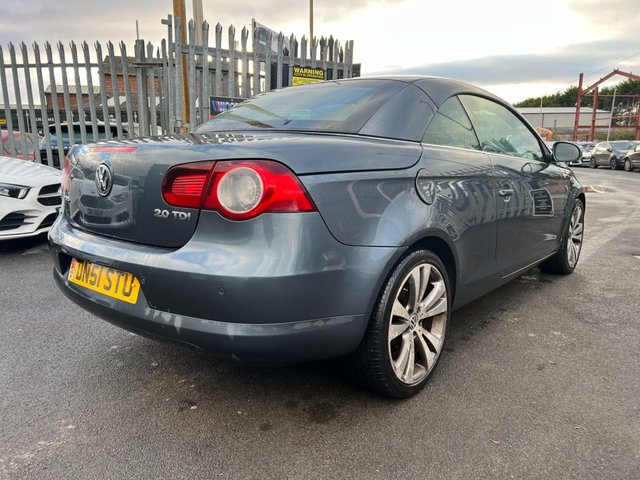 View our VOLKSWAGEN EOS
