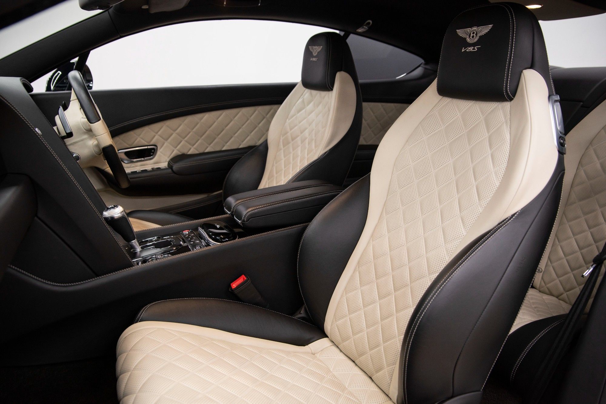 USED 2016 T BENTLEY CONTINENTAL 4.0 GT V8 S MDS 2d 521 BHP 