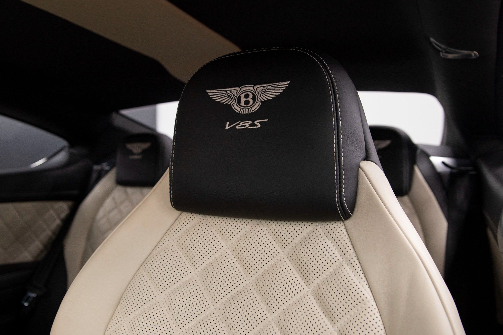 USED 2016 T BENTLEY CONTINENTAL 4.0 GT V8 S MDS 2d 521 BHP 