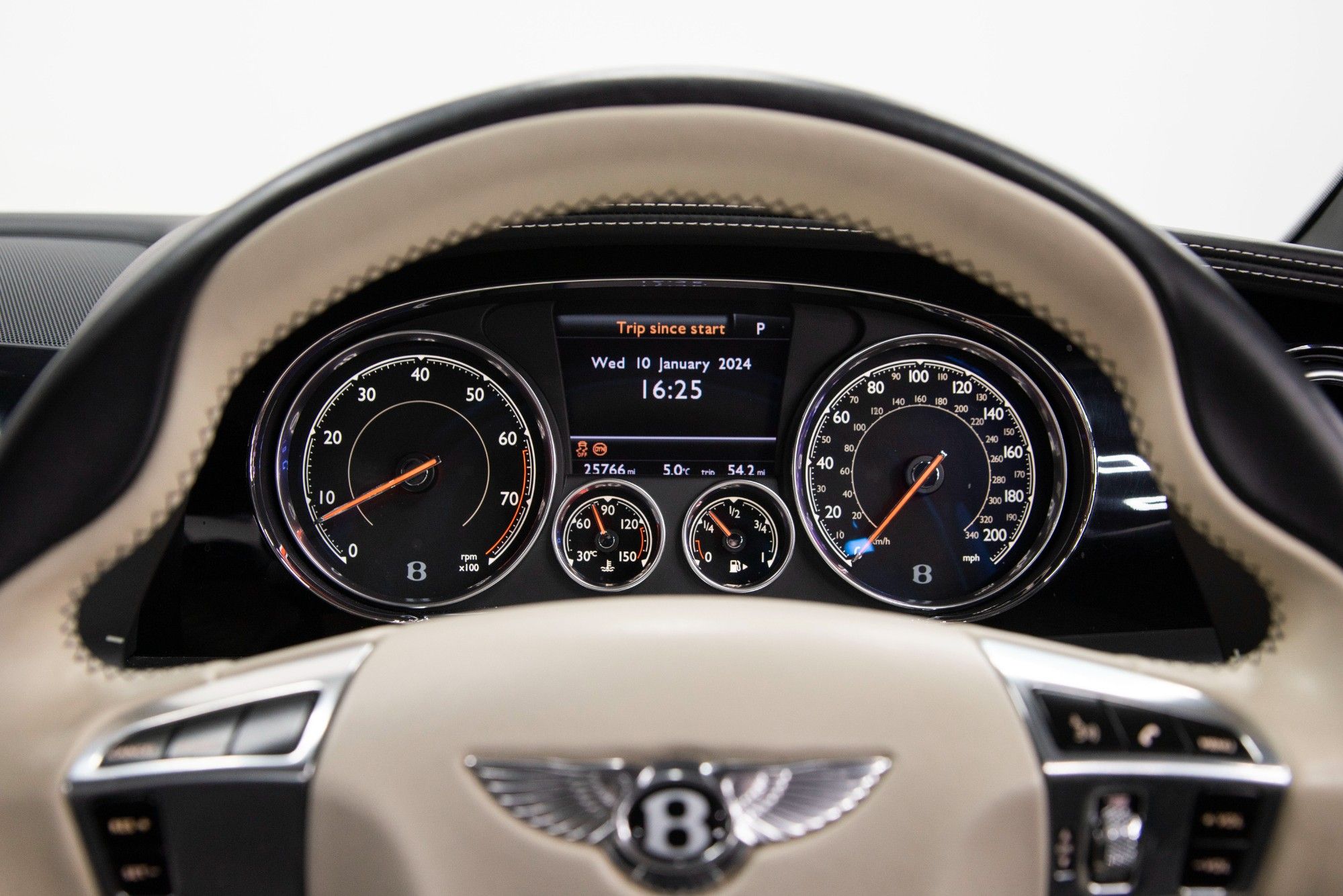 USED 2016 T BENTLEY CONTINENTAL 4.0 GT V8 S MDS 2d 521 BHP 