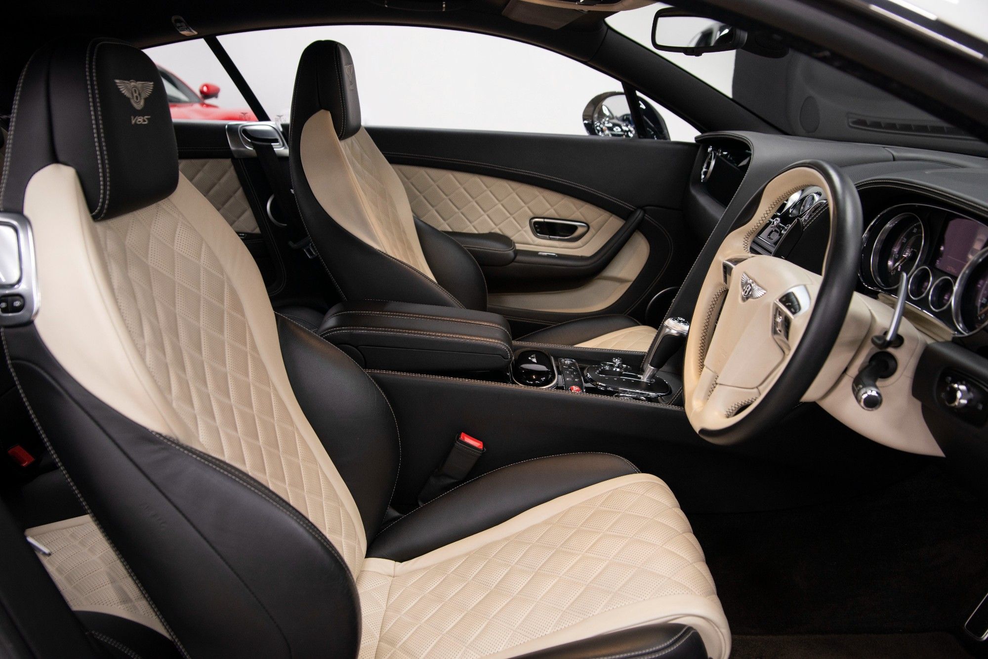 USED 2016 T BENTLEY CONTINENTAL 4.0 GT V8 S MDS 2d 521 BHP 