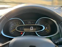 USED 2015 15 RENAULT CLIO 1.1 DYNAMIQUE NAV 16V 5d 73 BHP FULL SERVICE RECORD +  BLUETOOTH +  USB +  AUX +  CRUISE CONTROL +  SAT NAV +  CLIMATE CONTROL +  16 INCH ALLOY WHEELS +  REAR PARKING SENSORS +  FOG LIGHTS +  TRACTION CONTROL +