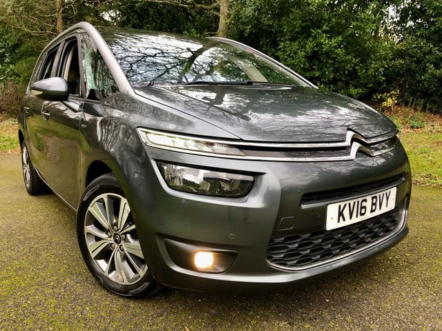 2016 16 Citroen C4 Grand Picasso 2.0 BLUEHDI EXCLUSIVE EAT6 5d AUTO 148 BHP 7-SEATER\\ULEZ COMPLIANT EURO6\\RETIRED GENTLEMAN OWNER SINCE 2017\\7 SEATER//SATNAV\\FRONT AND REAR PARKING SENSORS//BLUETOOTH//DAB/USB/AUX-IN//35 POUND ROAD TAX////NEW MOT