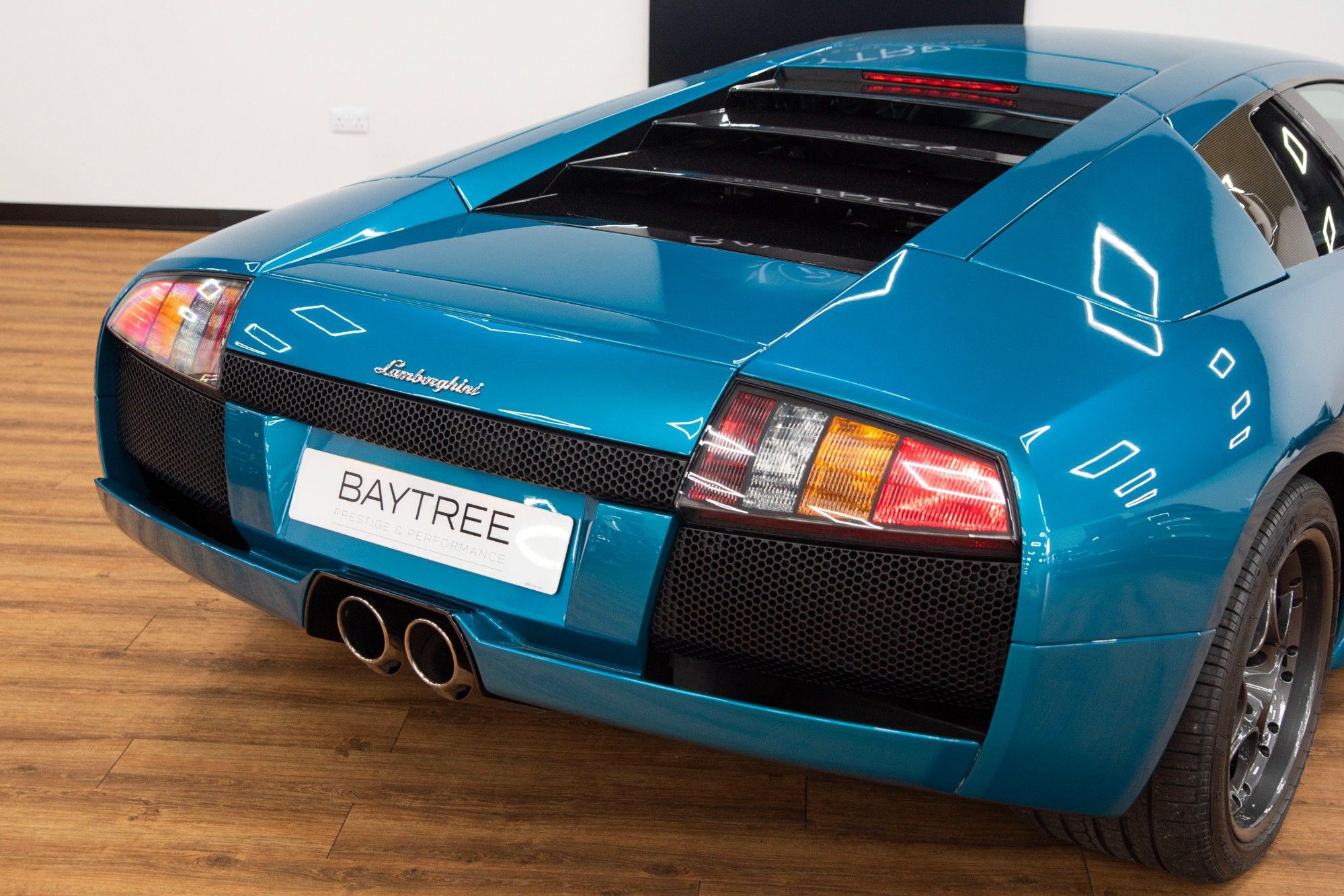 USED 2004 53 LAMBORGHINI MURCIELAGO 6.2 V12 COUPE 2d 572 BHP 