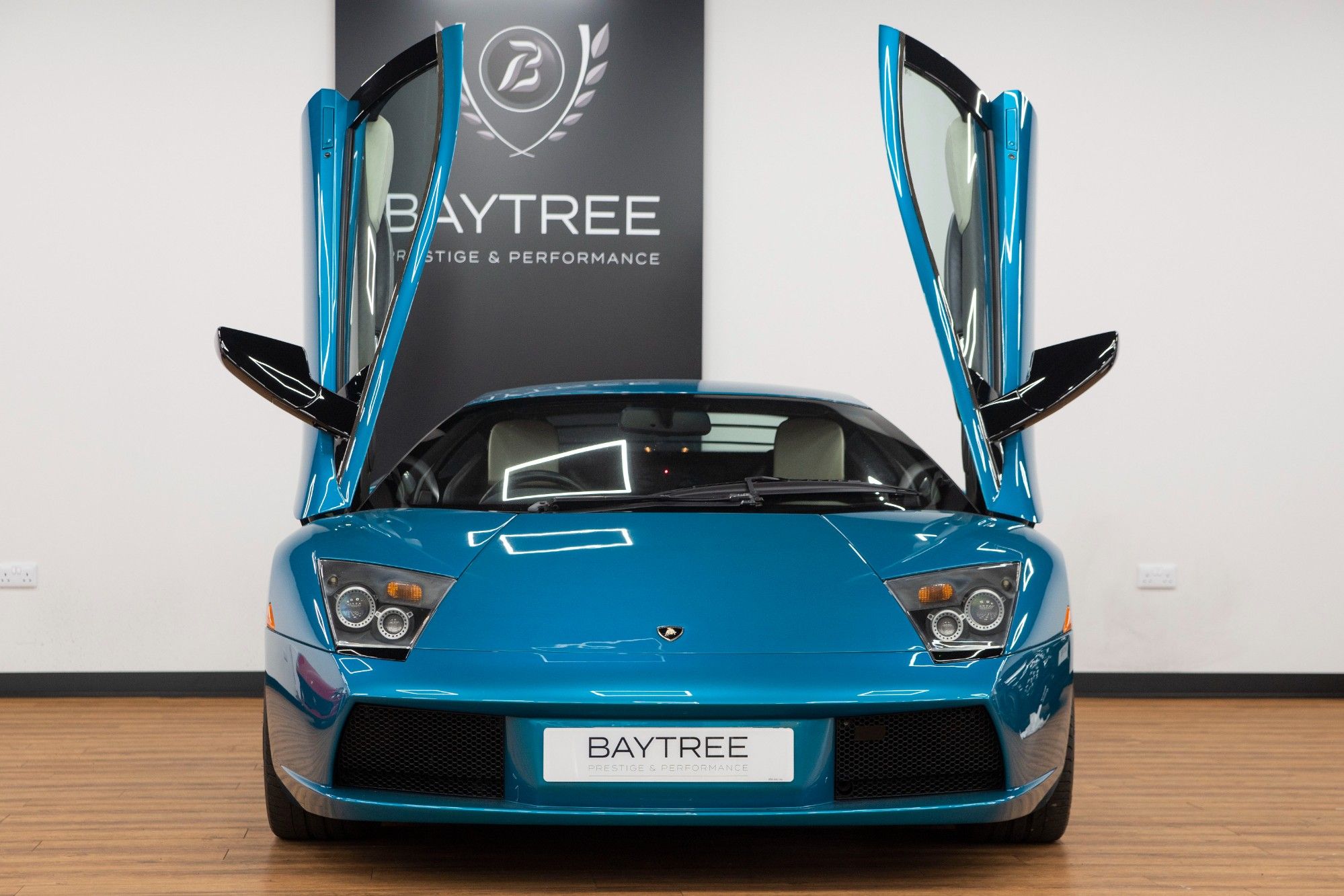 USED 2004 53 LAMBORGHINI MURCIELAGO 6.2 V12 COUPE 2d 572 BHP 