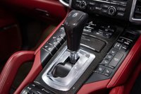 USED 2012 PORSCHE CAYENNE 4.8 V8 TURBO TIPTRONIC S 