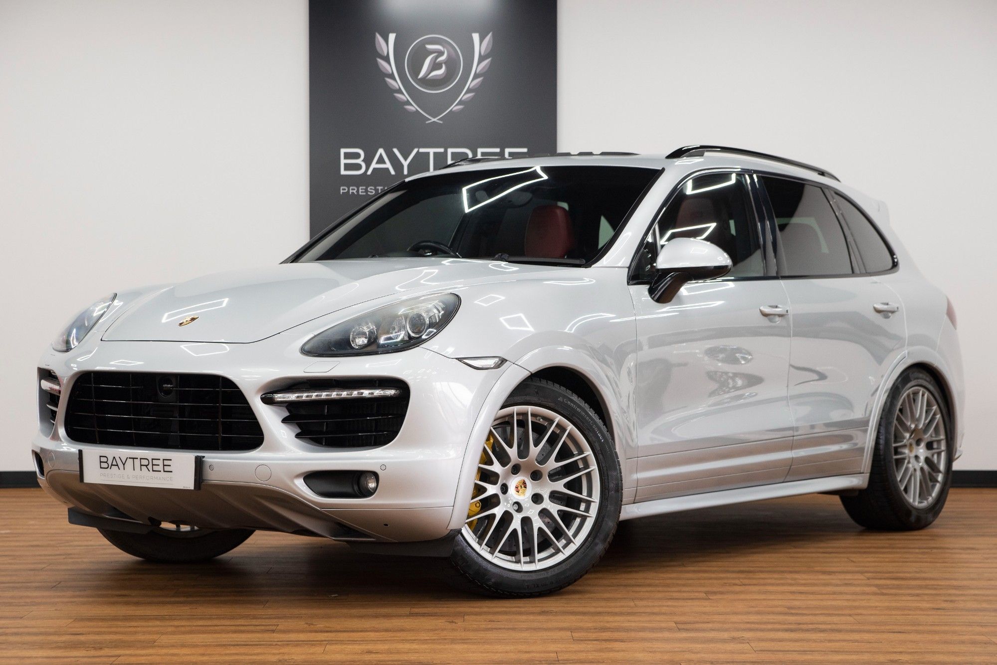 USED 2012 PORSCHE CAYENNE 4.8 V8 TURBO TIPTRONIC S 