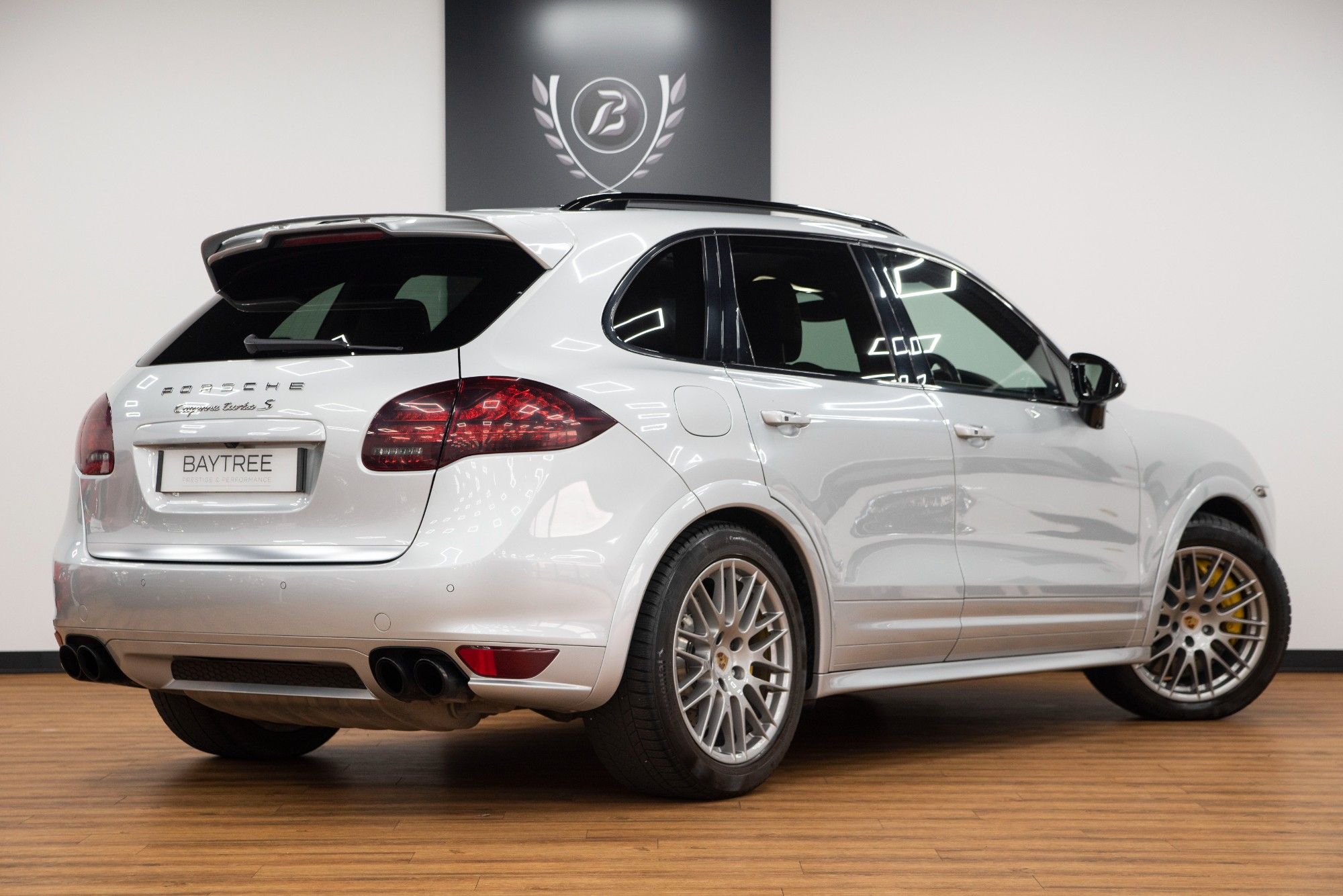 USED 2012 PORSCHE CAYENNE 4.8 V8 TURBO TIPTRONIC S 