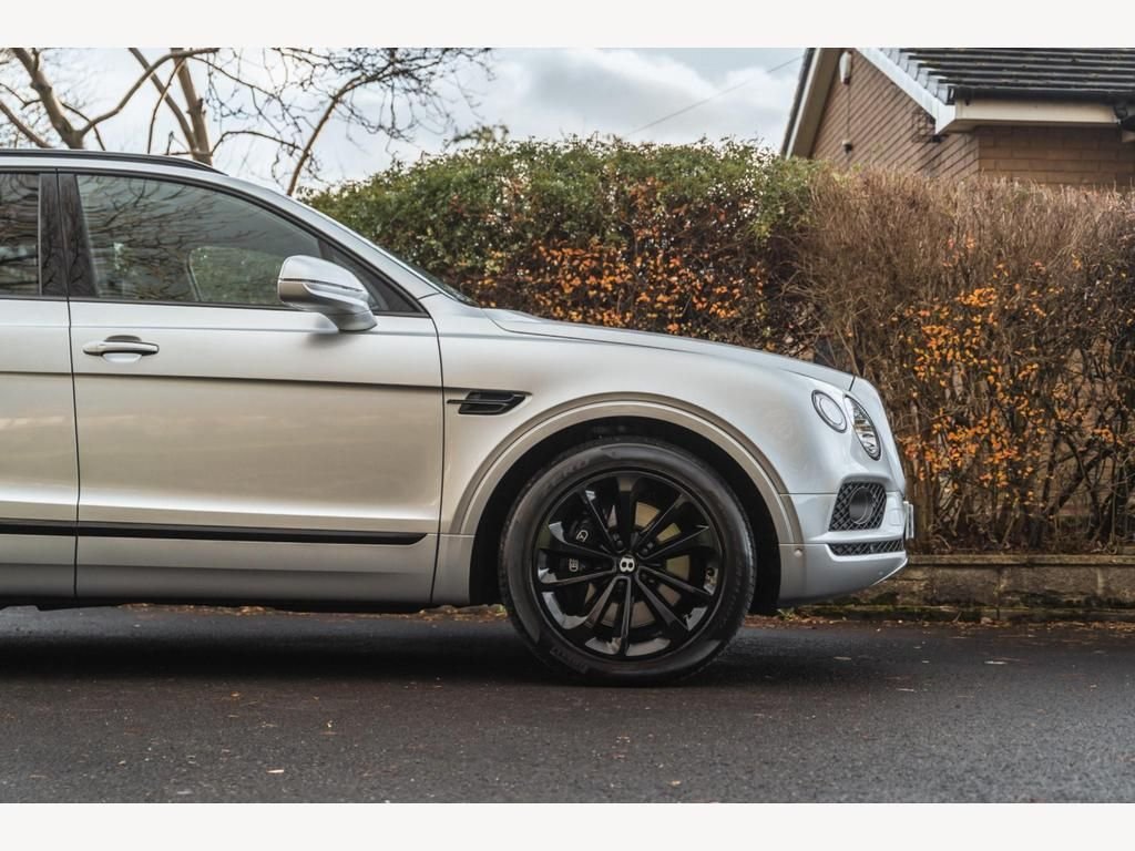 USED 2018 18 BENTLEY BENTAYGA 4.0 V8 D 5d 430 BHP 
