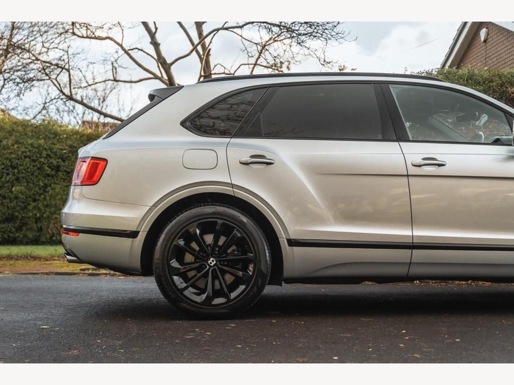 USED 2018 18 BENTLEY BENTAYGA 4.0 V8 D 5d 430 BHP 
