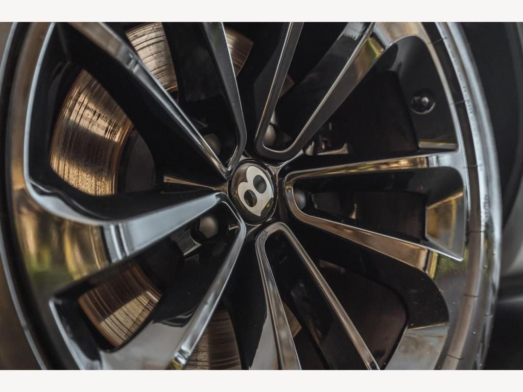 USED 2018 18 BENTLEY BENTAYGA 4.0 V8 D 5d 430 BHP 
