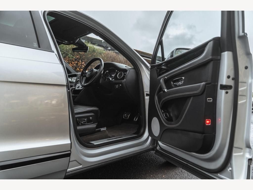 USED 2018 18 BENTLEY BENTAYGA 4.0 V8 D 5d 430 BHP 