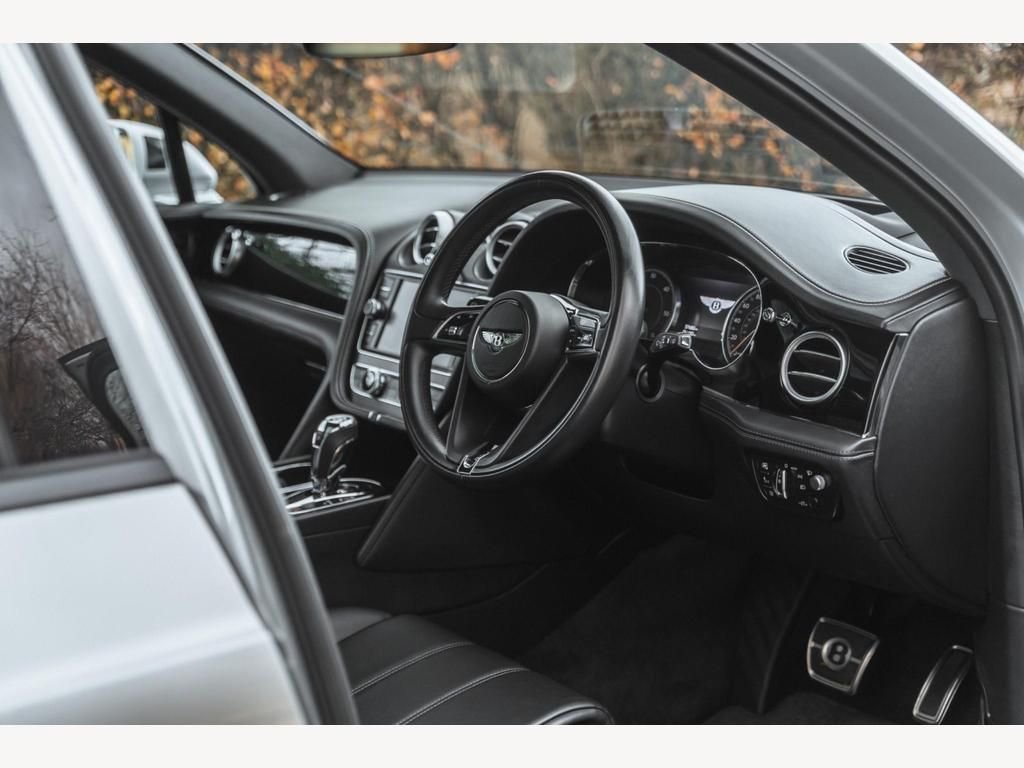 USED 2018 18 BENTLEY BENTAYGA 4.0 V8 D 5d 430 BHP 