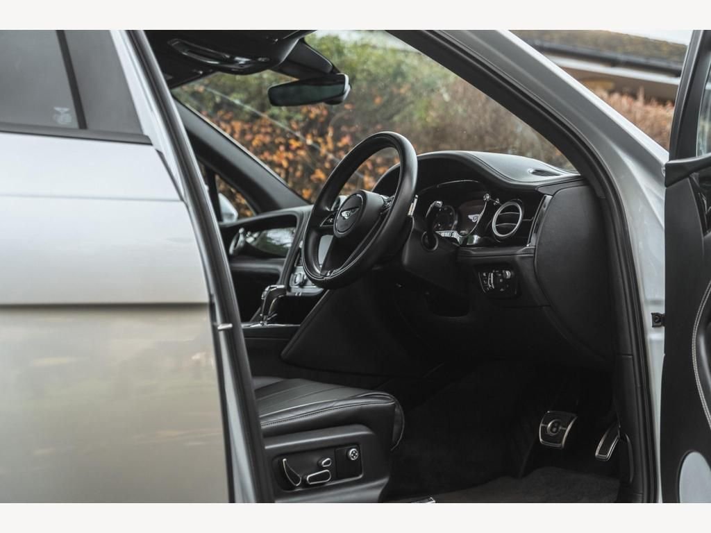 USED 2018 18 BENTLEY BENTAYGA 4.0 V8 D 5d 430 BHP 