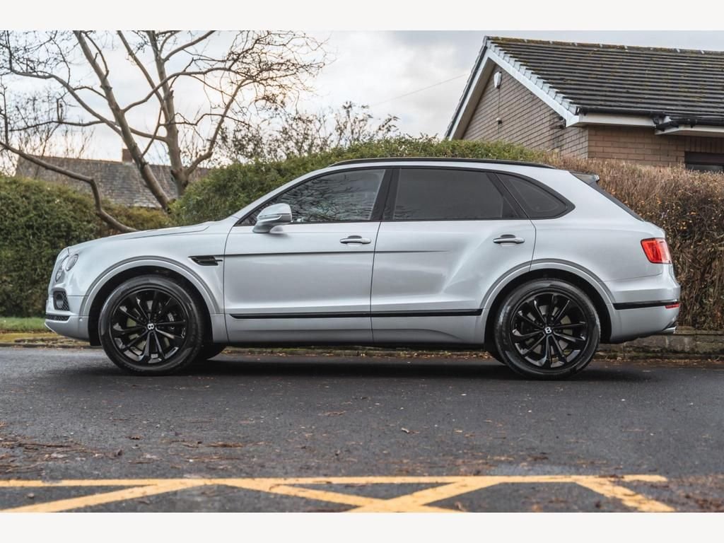 USED 2018 18 BENTLEY BENTAYGA 4.0 V8 D 5d 430 BHP 
